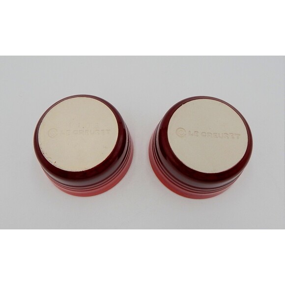 Le Creuset Stoneware Red Ombré Ramekin Ribbed Custard Cups Set of 2 - Picture 4 of 7